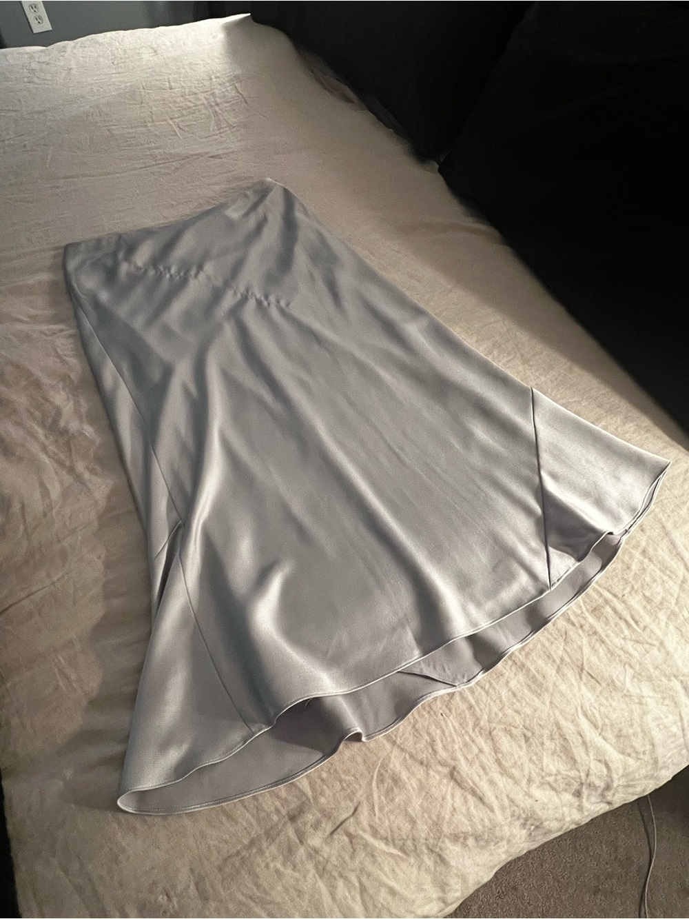 Theory Light Silver Silk Pencil Skirt with Fluted Hem